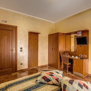 3* Hotel Maryelen 2