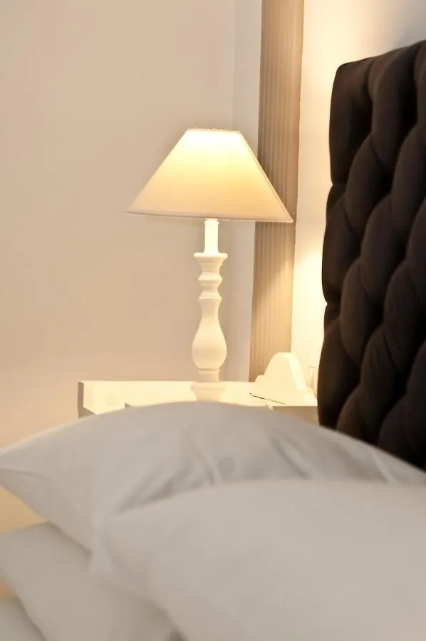 B&B La Finestra Sul Colosseo Roma Alojamento de Acomodação e Pequeno-almoço